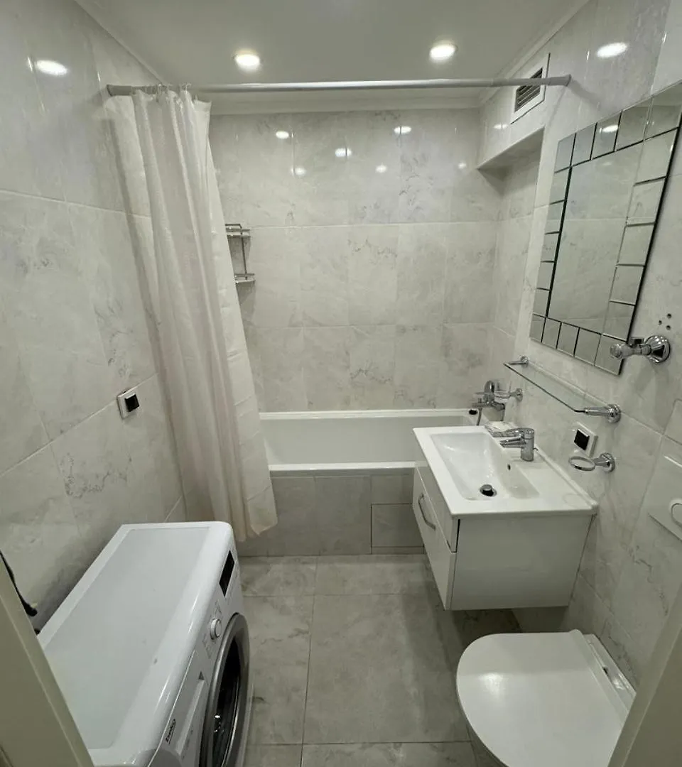Apartment 1-Комнатная Квартира В Центре Города Алматы Жк Абай 130 Abay 130